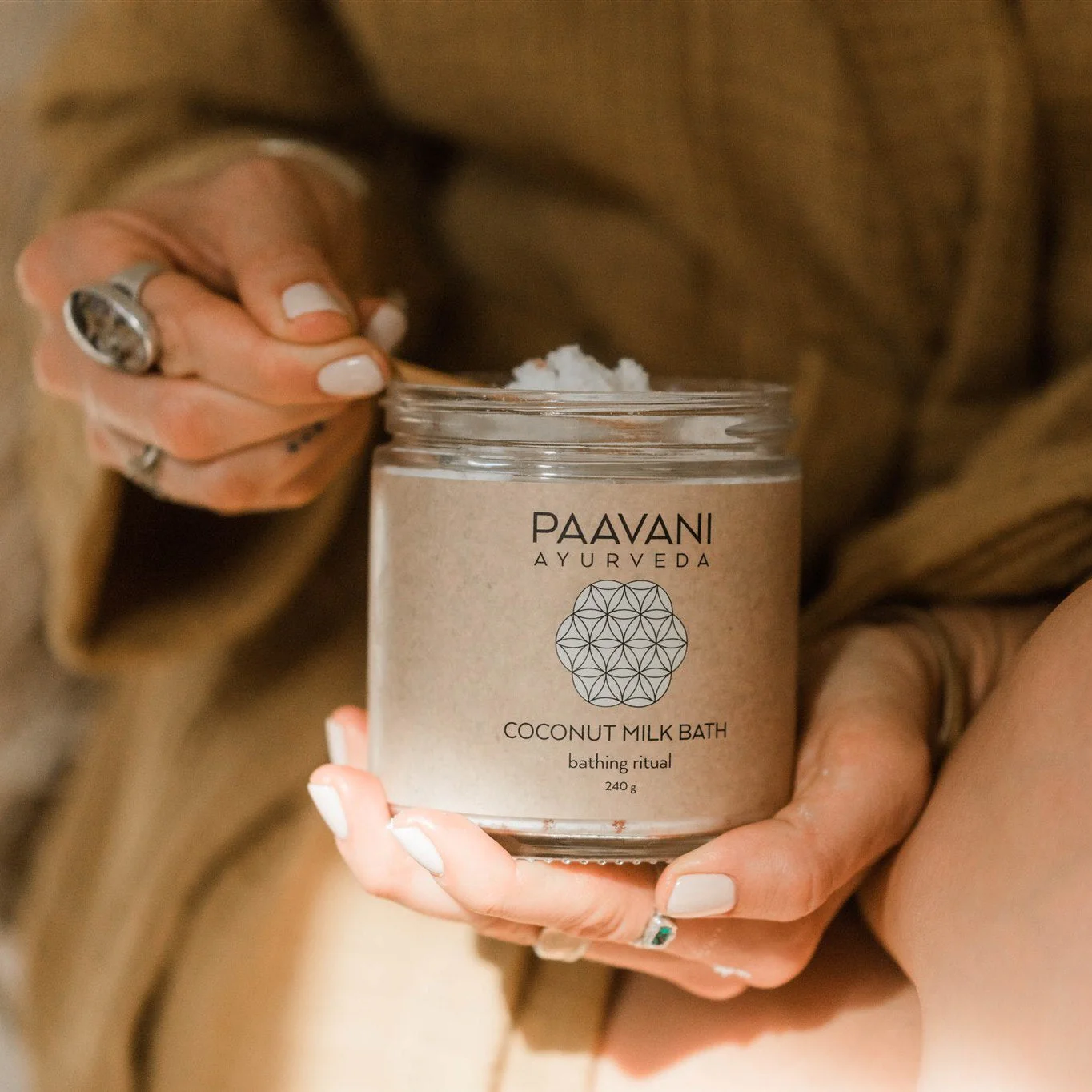 Coconut Milk Bath - Image 3