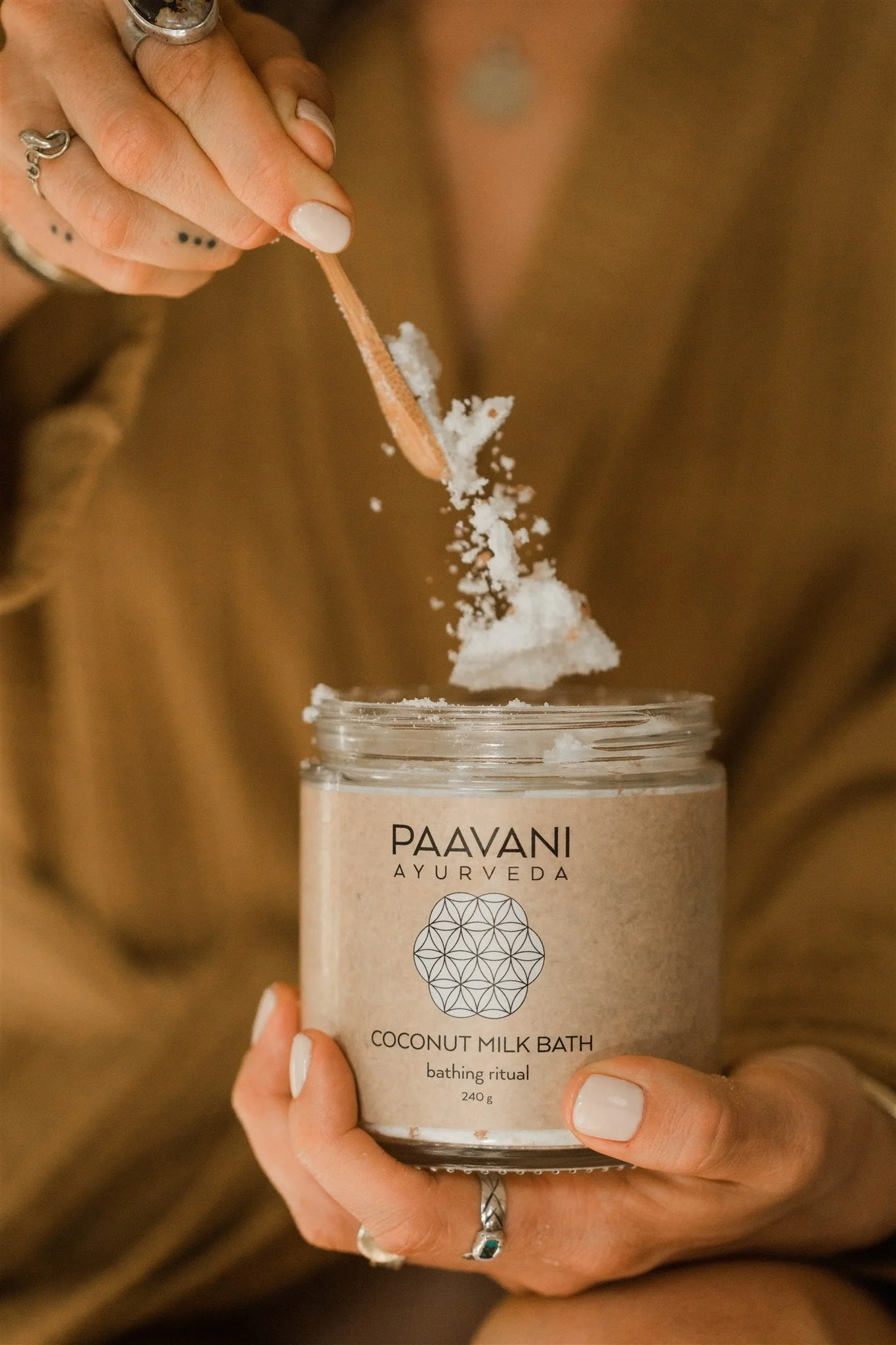 Coconut Milk Bath - Image 4