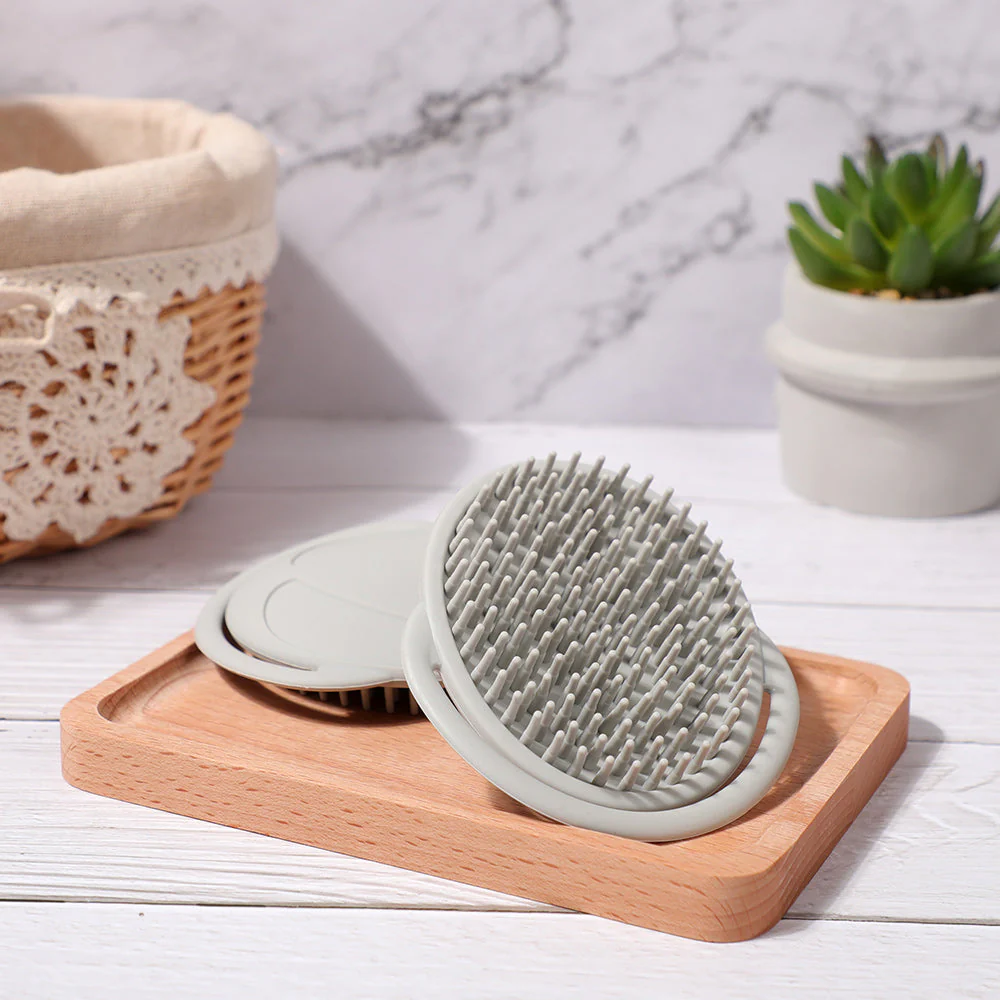 Haakaa Silicone Shampoo Brush 1 pk - Image 3